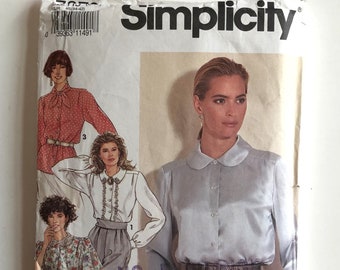 Simplicity sewing pattern 7379, Misses' blouse with collar variations, Sizes 6 to 14