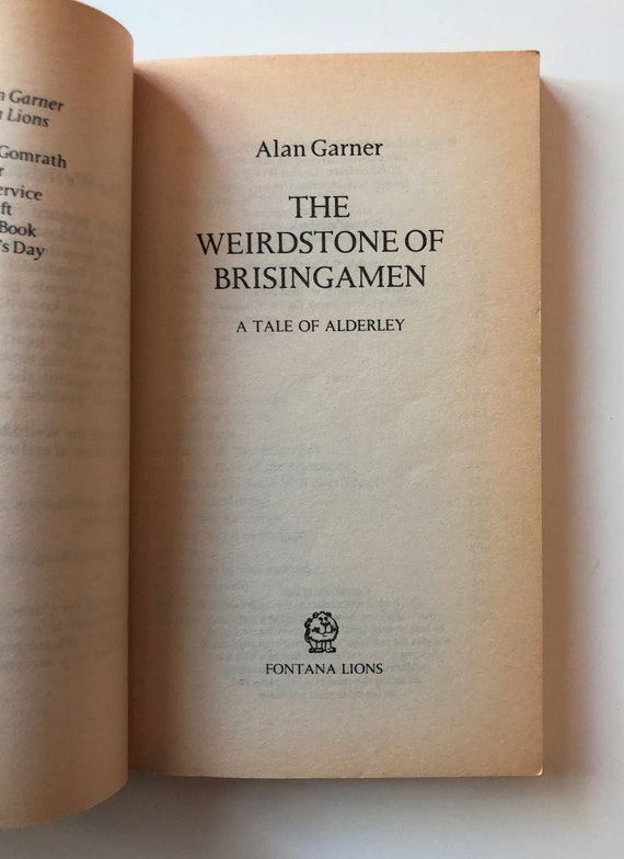 The Weirdstone of Brisingamen by Alan Garner Vintage Fontana - Etsy The Weirdstone of Brisingamen by Alan Garner Vintage Fontana - Etsy