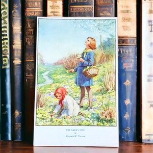 Carte postale vintage The Lark's Song, illustrée par Margaret Tarrant pour The Medici Society, de la série The Springtime of Life, signée par l'artiste