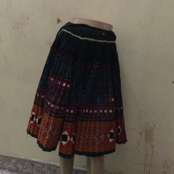 Vintage Tribal Flower Hmong women cotton skirt - image 9