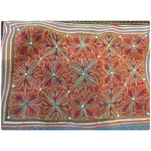 Vintage tribal Hmong bordado algodón de seda portabebés en la zona de Dien Bien