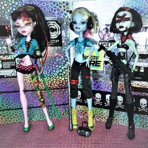 OOAK Monster High doll repaint Night-City character Cyberpunk 2077 inspired GANGs: Voodoo Boys Maelstrom Animal TigerClaws 6thStreet