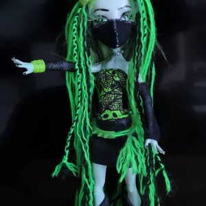 Monster High doll FRANKIE STEIN repainted OOAK