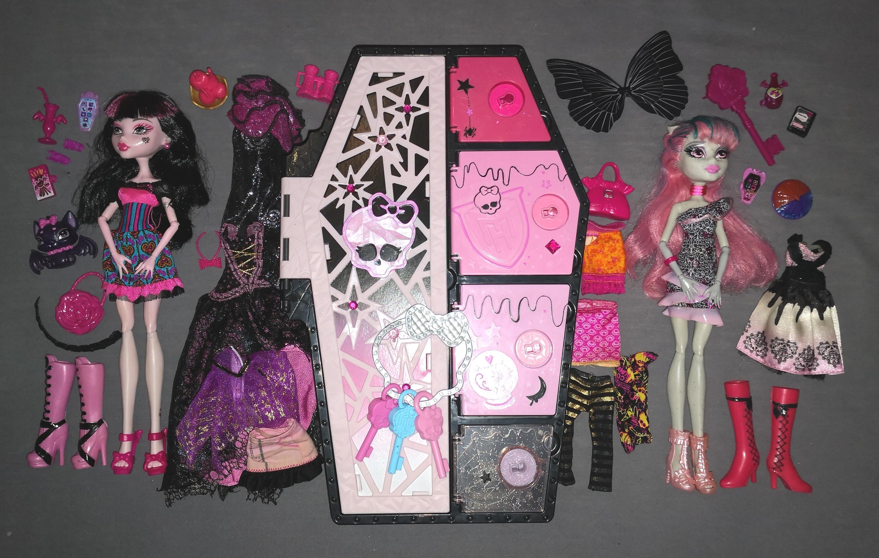 slim fit dress slacks Monster High Draculaura Fearbook Doll