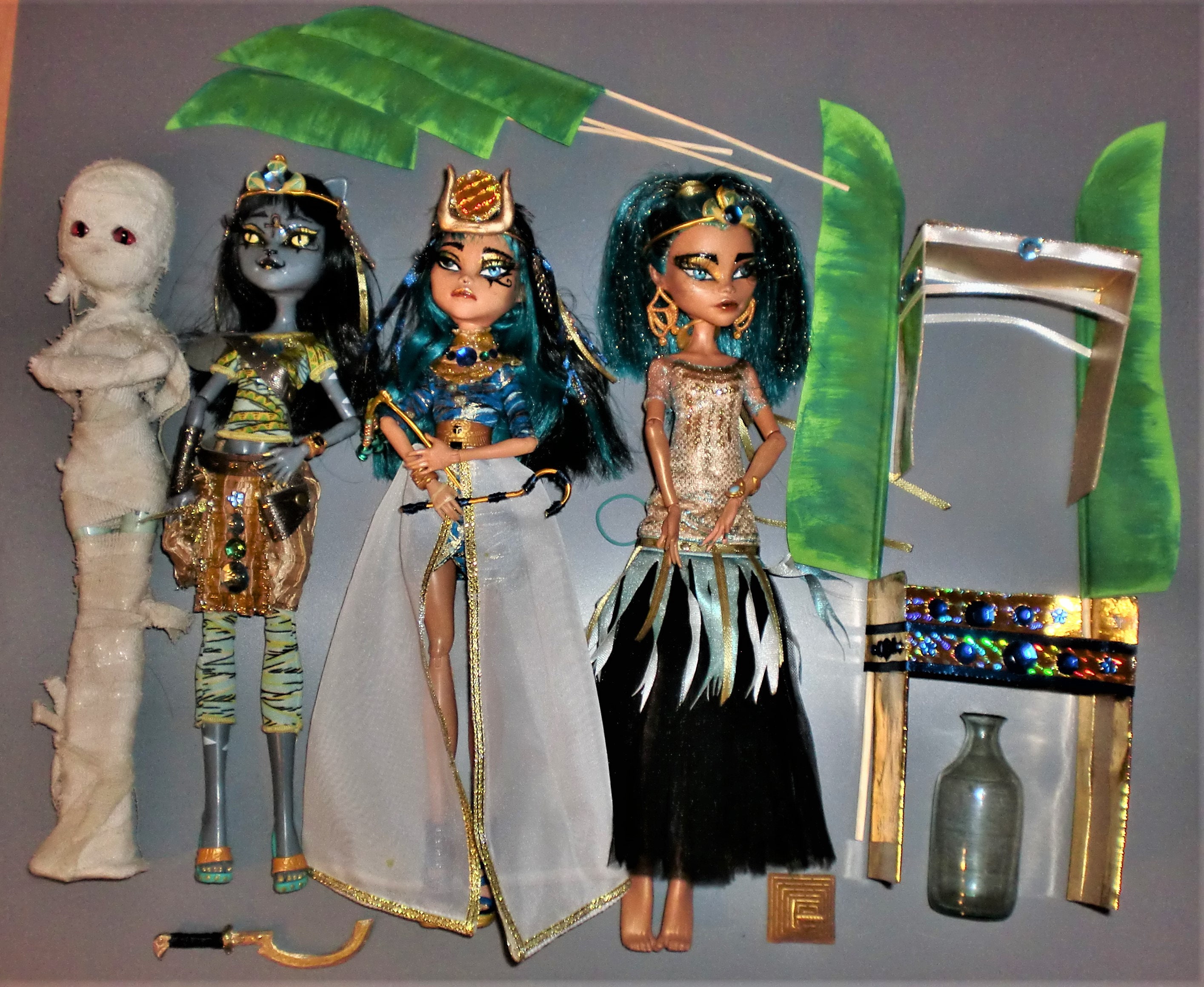 Poupée Monster High Nefera de Nile bleu vert or Egypte