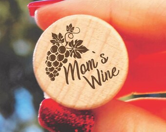 Mom's Wine Wine Stopper, Wine Bottle Stopper, Personalized Wine Stopper, Wine Lover Gift, Bottle Stopper, Cute Wine Stopper, Gift for Mom