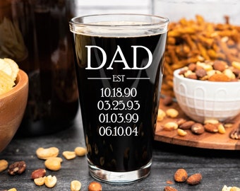 Fathers Day Glass, Happy Fathers Day, Gift for Dad, Dad Est, Pint Glass, Beer Gift, Gift for Stepdad, New Father Gift, Personalized Glass