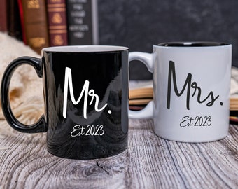 Mr & Mrs Coffee Mug, Cute Coffee Mugs, Wedding Gift, Newlyweds Gift, Engagement Gift, Couples Gift, Bridal Shower, Gift for Married Couple