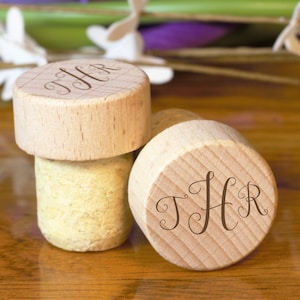 Monogram Wine Stopper, Cork Bottle Stopper, Personalized Wine Stopper, Wine gift, Custom Cork, Custom Wine Stopper, Monogrammed Party Favors