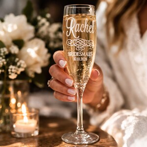 Bridesmaid Champagne Flutes – Personalized Wedding Party Glasses – Custom Bridal Party Gift for Getting Ready bild 5