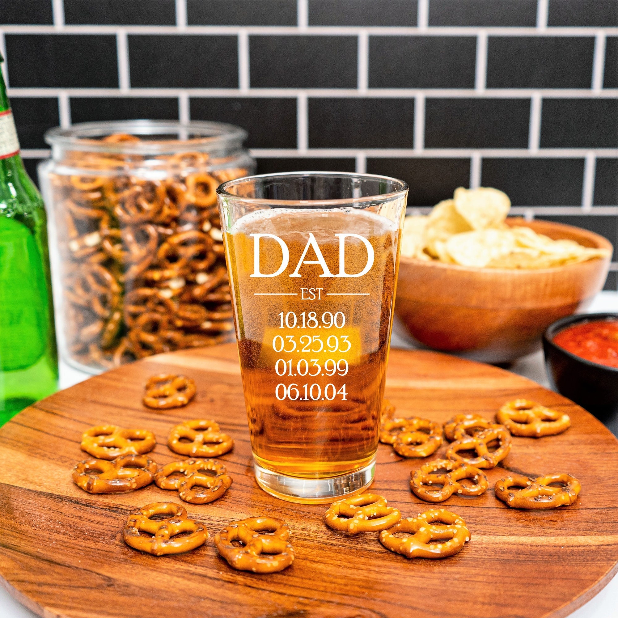 Beer Gift for Dad, Happy Fathers Day, Gift for Dad, Dad Est, Pint Glass ...