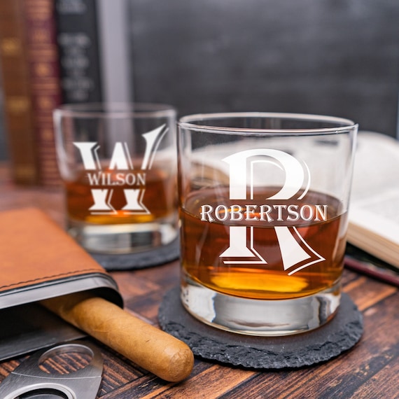 Personalized Whiskey Glasses Set of 2, Custom Whiskey Glasses, Monogrammed  Glass, Scotch, Groomsman Gift, Wedding Gift, Best Man, Bourbon 