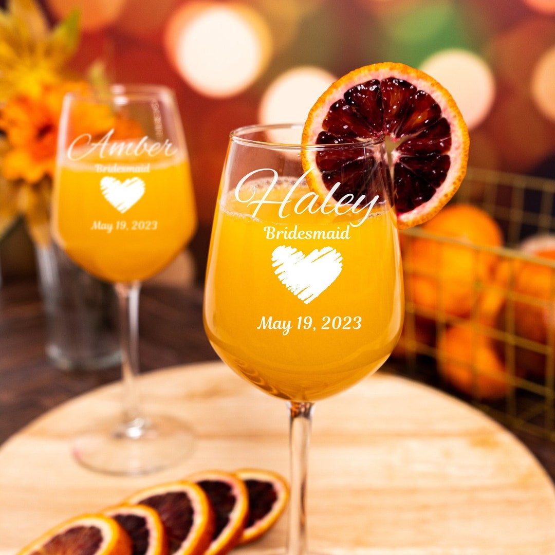 Bridesmaid Gift, Wine Glasses, Bridal Shower, Bridesmaid Glass, Wedding