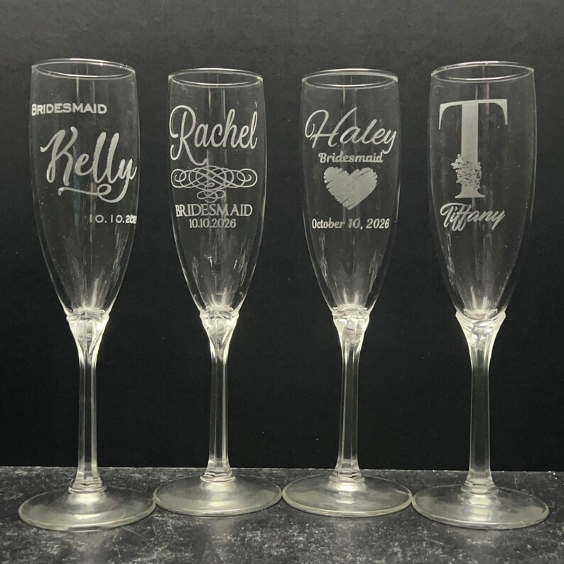 Bridesmaid Champagne Flutes – Personalized Wedding Party Glasses – Custom Bridal Party Gift for Getting Ready bild 7