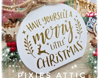 Christmas Freestanding Wooden Bauble, Rustic Festive Mantlepiece Decoration, Farmhouse Xmas Home Decor, White and Gold Christmas Ornament