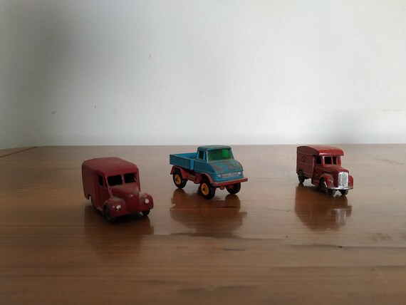 vintage metal toy cars