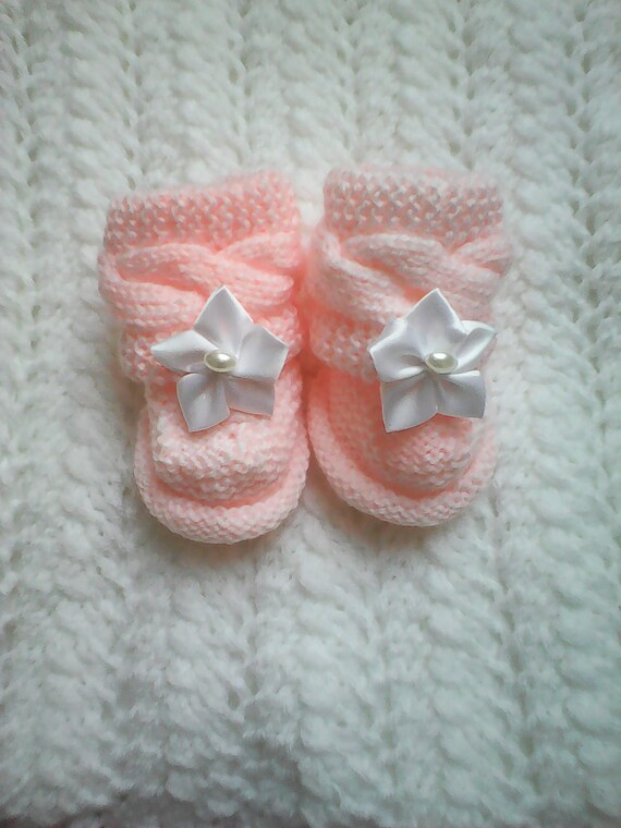 Chaussons Bebe Nouveau Ne Cadeau De Naissance Tricot Bebe Etsy