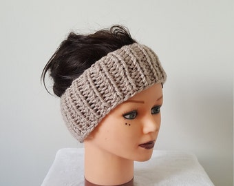 Women's headband, hair, hand knitted wool earmuffs - hat - winter clothing - tweezers - jewelry - Handmade knitwear - beanie beige