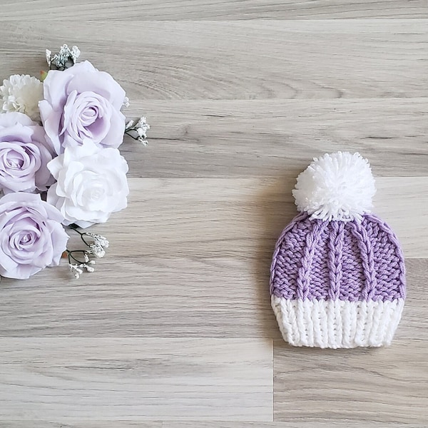 Bonnet bébé 0 à 3 mois, Naissance, enfant pompon en laine tricoté main, vêtements d'hiver, chapeau, laine douce - mauve - hat - beanie