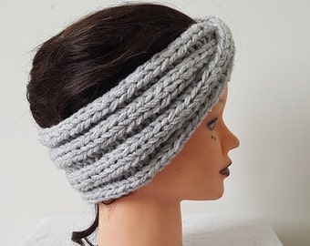 Women's headband, hair, hand knitted wool earmuffs - hat - winter clothing - tweezers - jewelry - Handmade knitwear - beanie beige