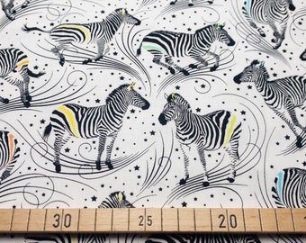 Stoff Read Between the Lines - Zebras - 16,00 EUR/m - 100% Baumwolle - schwarz/weiß/bunt - Patchwork - Quilting - Tula Pink - Linework