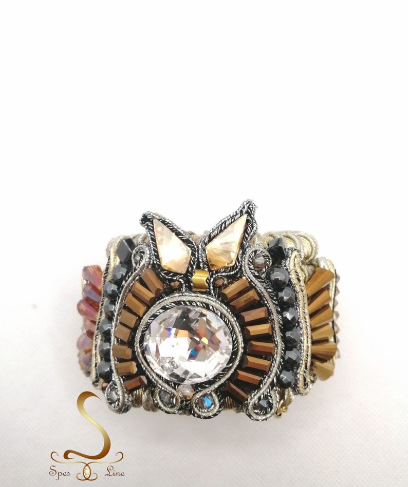 Bracelet en or Soutache fabriqué à la main avec des cristaux Swarovski étincelants. Bijoux de déclaration Boho Chic uniques pour les mariages et les occasions spéciales image 5