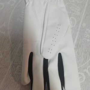 Personalised Leather Golf Glove, with a gold monogram and Matching Gift Box, gift for golfer image 6