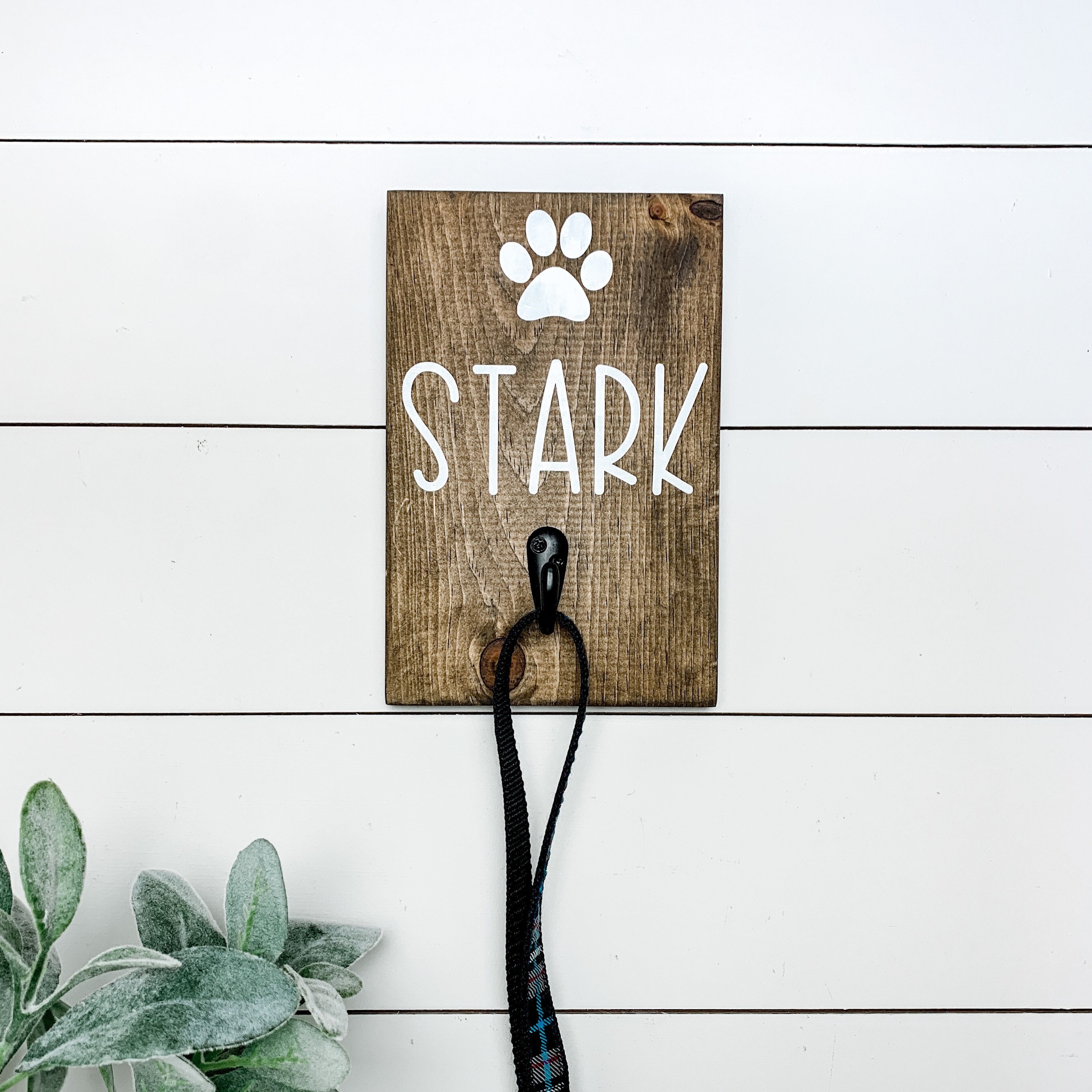 Pet Leash Holder Custom Pet Name Leash Holder for Wall Dog Etsy Canada