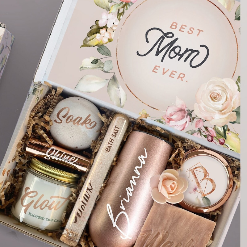 Best maternity presents