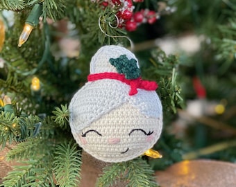 Mrs. Claus Ornament Crochet Pattern