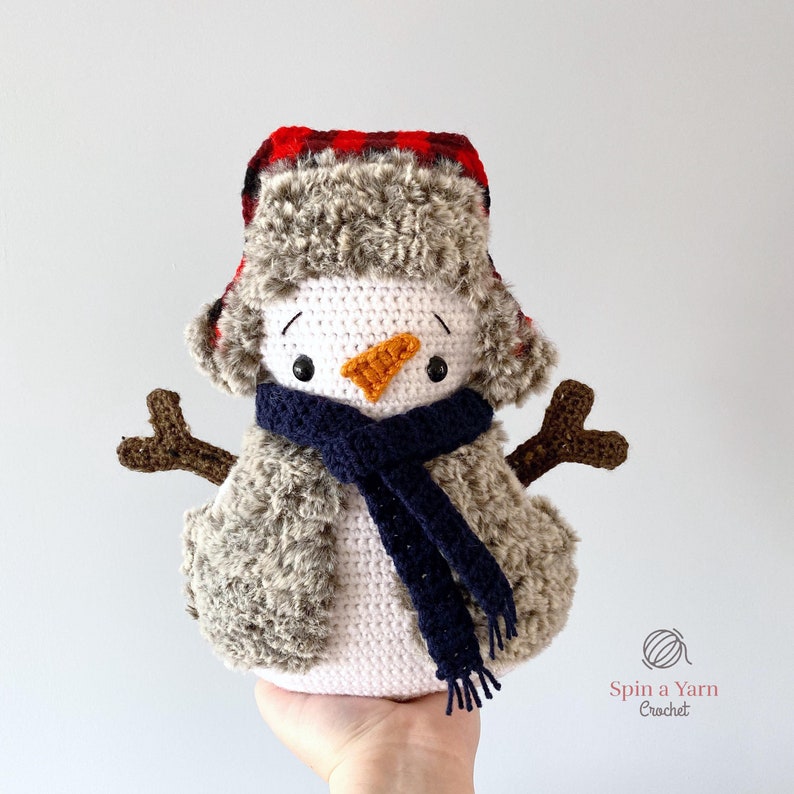 Cozy Snowman Crochet Pattern image 3