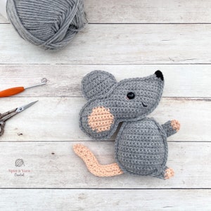 Mouse Amigurumi Crochet Pattern image 3