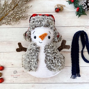 Cozy Snowman Crochet Pattern image 2