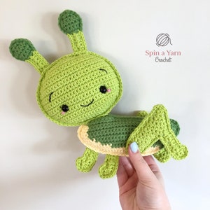 Grasshopper Amigurumi Crochet Pattern image 2