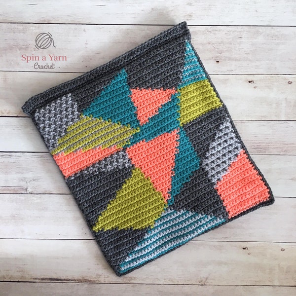 Geometric Clutch Crochet Pattern