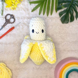 Banana Amigurumi Crochet Pattern