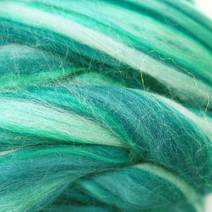 100g Fine Merino Roving Wool Blend Mint Teal Blue Turquoise for Wet Nuno Needle Felting Spinning Weaving Knitting, Color Harmony