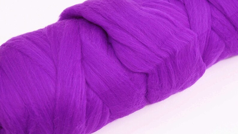 100g Purple Violet Plum Lilac Iris Extra Fine Merino Wool Tops Sliver Roving Felting Supplies Wet Felting Nuno Felting Theatre Color