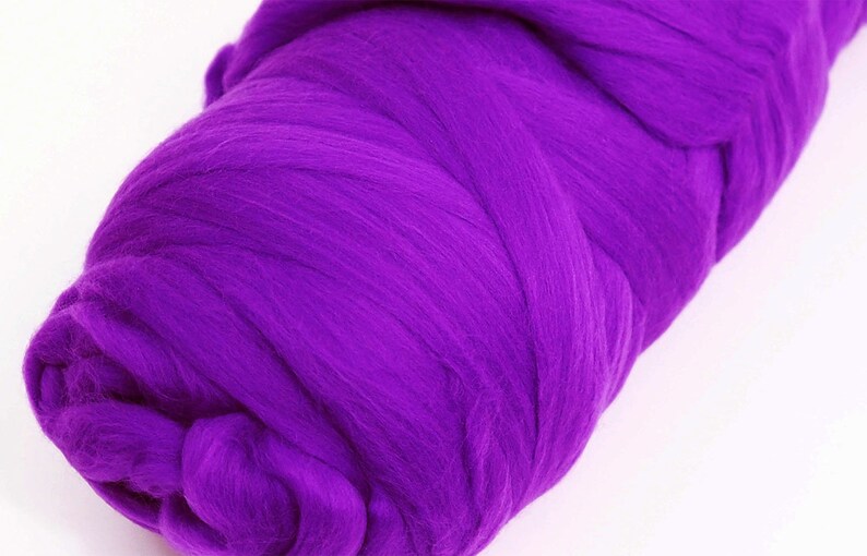 100g Purple Violet Plum Lilac Iris Extra Fine Merino Wool Tops Sliver Roving Felting Supplies Wet Felting Nuno Felting Theatre Color