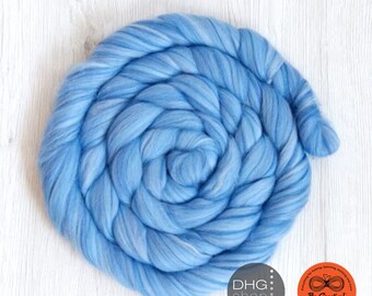 100g Extra Fine Merino Roving Wool Blue Blend for Wet Nuno Needle Felting Spinning Weaving Knitting Carding, Color Garçon