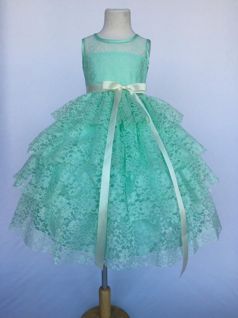 Vintage Ruffled Ivory Flower Girl Dresses