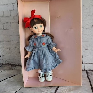 Vintage Horsman &quot;Tricia&quot; 12&#39;&#39; Brunette Doll, 1997