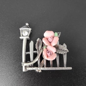 Vintage Ceramic Roses Garden Gate Brooch