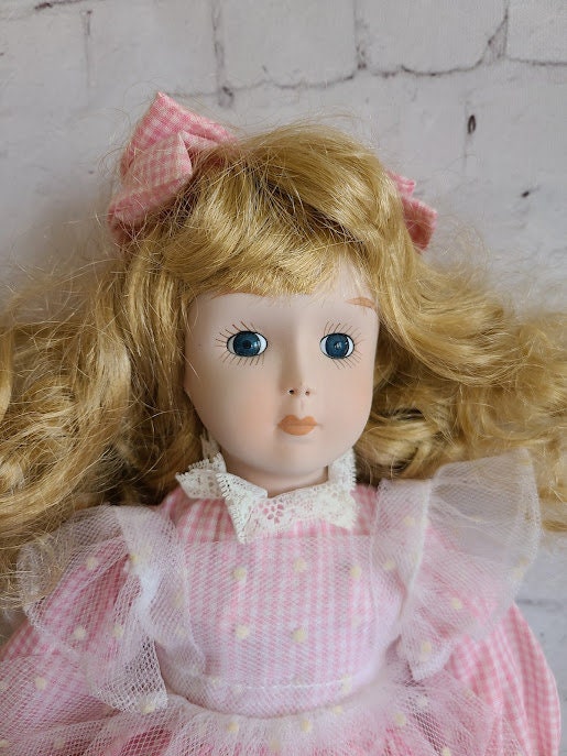 人形 ANTIQUE MUSICAL DOLL PORCELAINS Vintage porcelain musical doll,20' tall music box | Josmoon