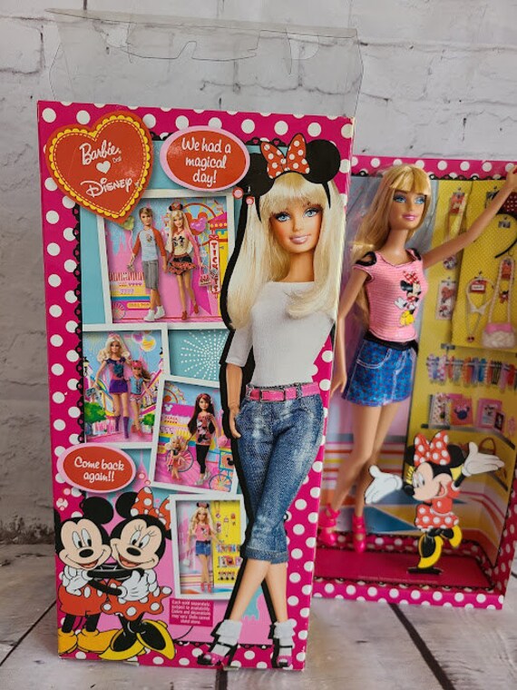 barbie loves mickey mouse