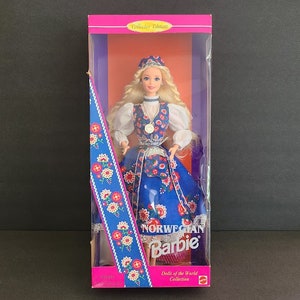 Norwegian Barbie Doll fromBarbie Dolls of The World Collection, Collector Edition Mattel 1995, # 14450