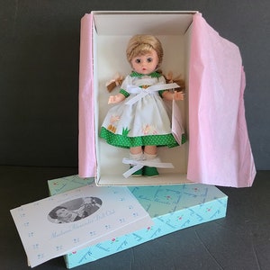 Rare Madame Alexander 8&#39;&#39; Doll &quot;Little Lambkin Wendy&quot;, 1999