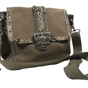 Bolso bandolera Brighton, bolso Brighton, bolso de lona de nailon Brighton, bolso bandolera de lona Brighton, bolso de mano de piel de serpiente Brighton imagen 1