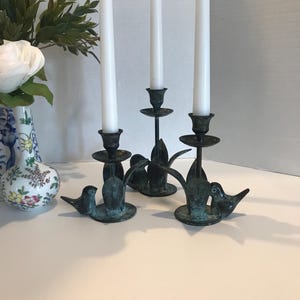 Vintage Vogel Kerzenhalter, Vintage Vogel Gusseisen Kerzenhalter, Vtg Vogel Metall Kerzenhalter mit türkiser Patina, Vogel Wohndekor