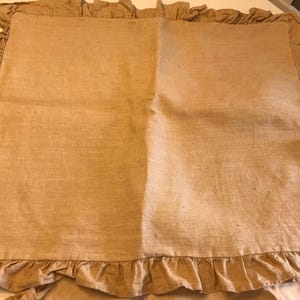 Ralph Lauren camel toned linen ruffled pillow shams 19x24&quot;, Ralph Lauren 100% linen tan camel ruffled edge pillow covers, Ralph Lauren linen